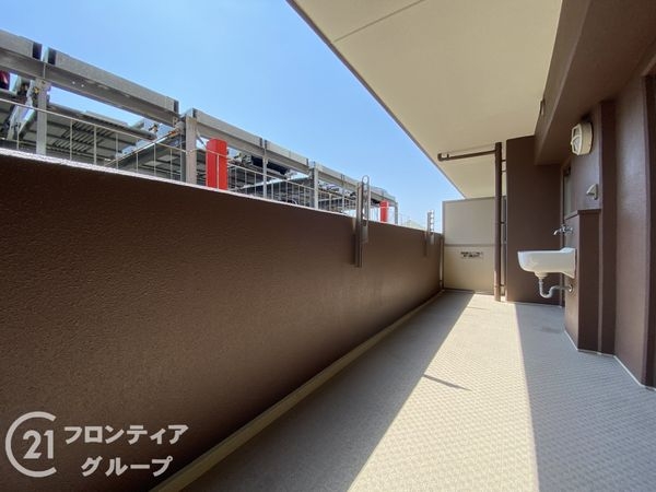 アルファステイツ朝霧ヒルズ　中古マンション
