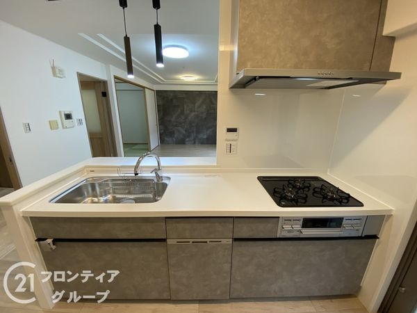 アルファステイツ朝霧ヒルズ　中古マンション