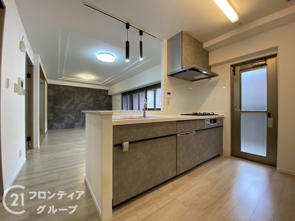 アルファステイツ朝霧ヒルズ　中古マンション
