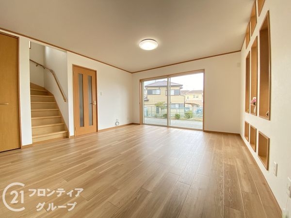 神戸市西区玉津町高津橋　中古一戸建て
