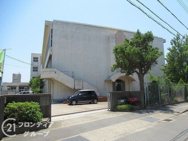 明石市西明石東町 新築一戸建て 1号棟(明石市立和坂小学校)