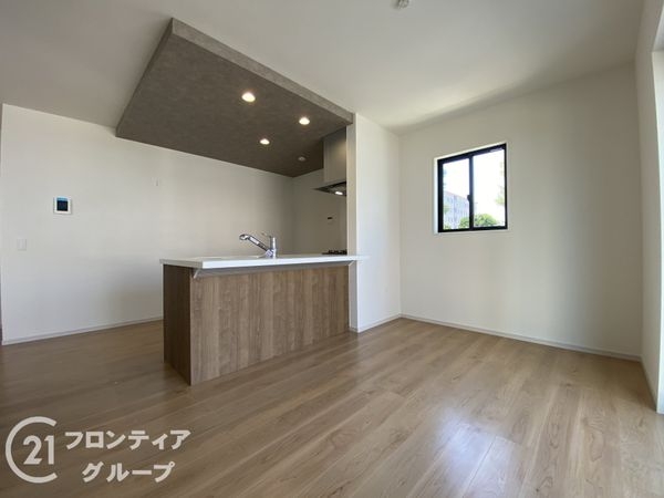 神戸市垂水区星が丘２丁目　新築一戸建て　1期　1号棟