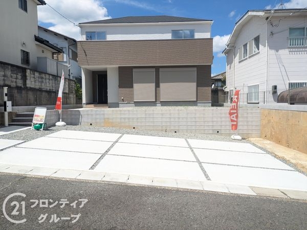 神戸市西区秋葉台2丁目　新築一戸建て