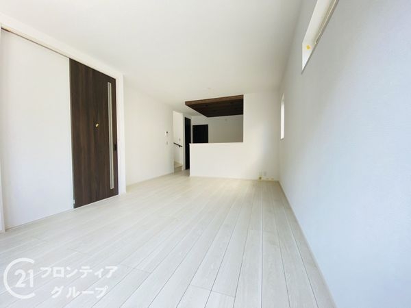 神戸市須磨区竜が台５丁目　新築一戸建て　２号棟
