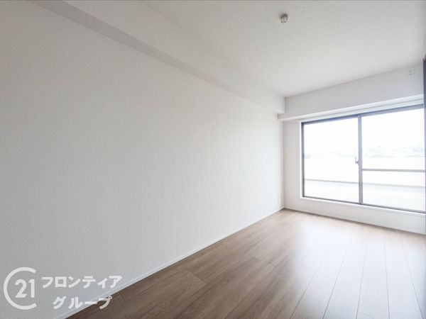 ロイアルヒルズ舞子　中古マンション