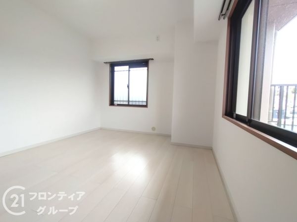 アルファステイツ朝霧丘　中古マンション