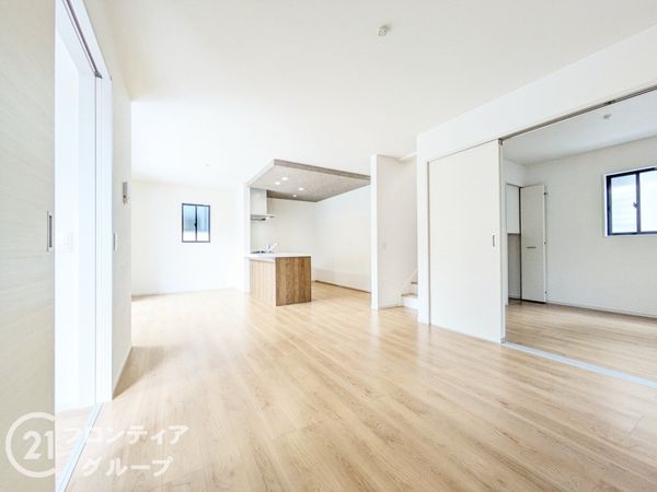 神戸市西区北山台２丁目　新築一戸建て　３号棟