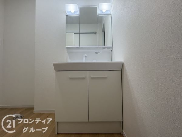 神戸市垂水区中道５丁目　新築一戸建て　２期　２号棟