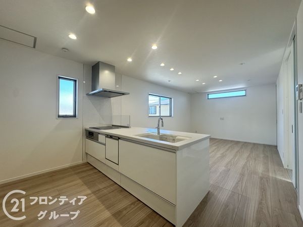 明石市魚住町清水　新築一戸建て