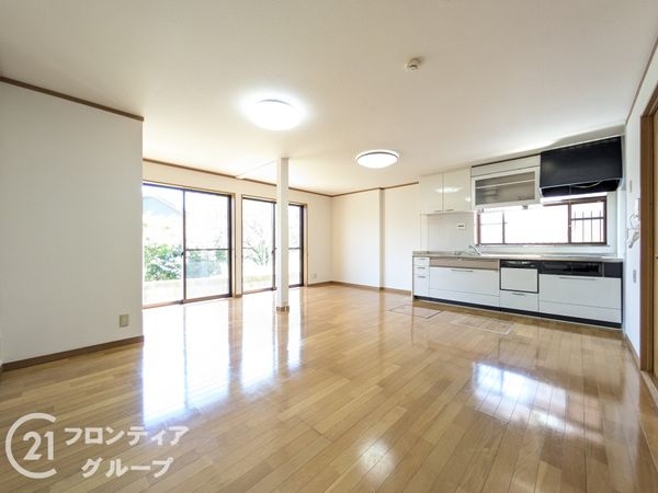 明石市二見町福里　中古一戸建て