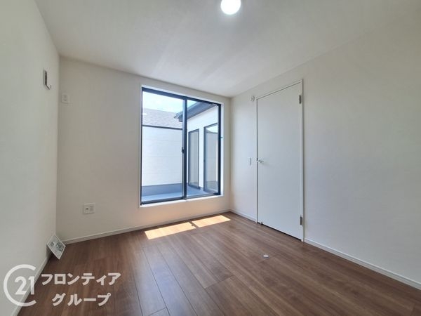 神戸市西区美賀多台５丁目　新築一戸建て　１期　２号棟