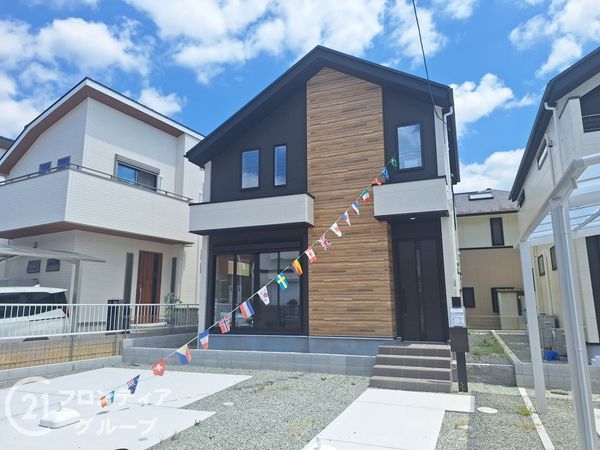 神戸市西区美賀多台５丁目　新築一戸建て　１期　２号棟