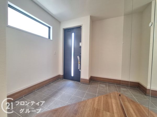 神戸市西区美賀多台５丁目　新築一戸建て　１期　２号棟