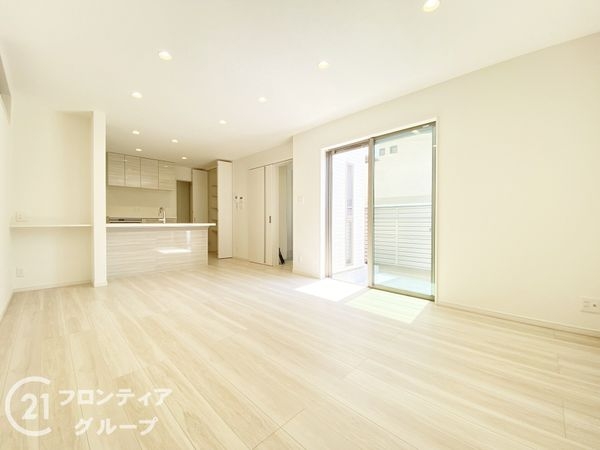 明石市明南町２丁目　新築一戸建て　全１区画