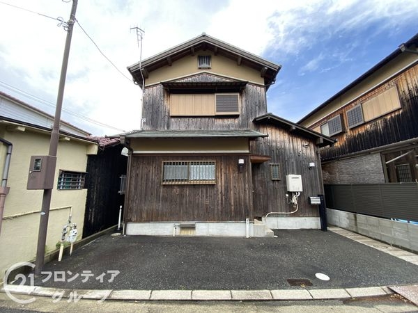 明石市西新町１丁目　中古一戸建て
