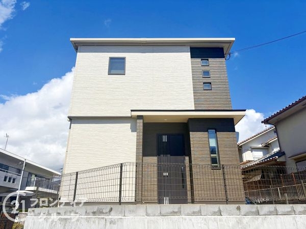 神戸市垂水区桃山台５丁目　中古一戸建て