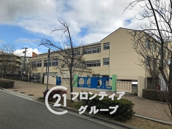 ヴィル・ド・ヴァン西神南1番館 中古マンション(神戸市立井吹西小学校)