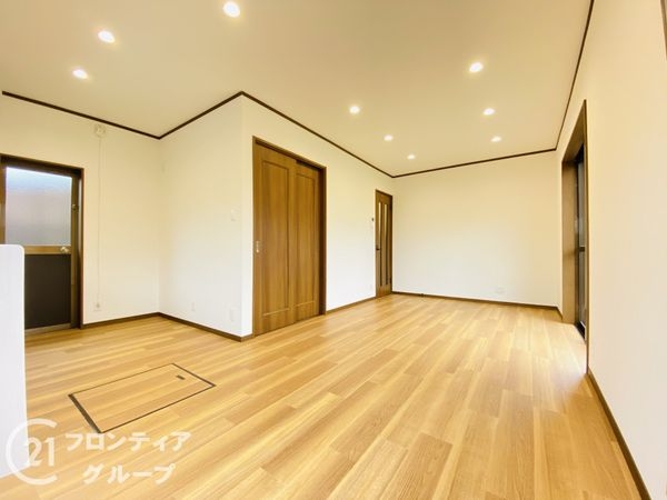 明石市松江の中古一戸建て