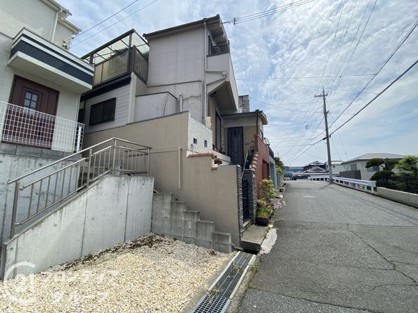 神戸市垂水区本多聞２丁目の中古一戸建て