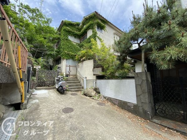 神戸市垂水区塩屋町４丁目の中古一戸建て