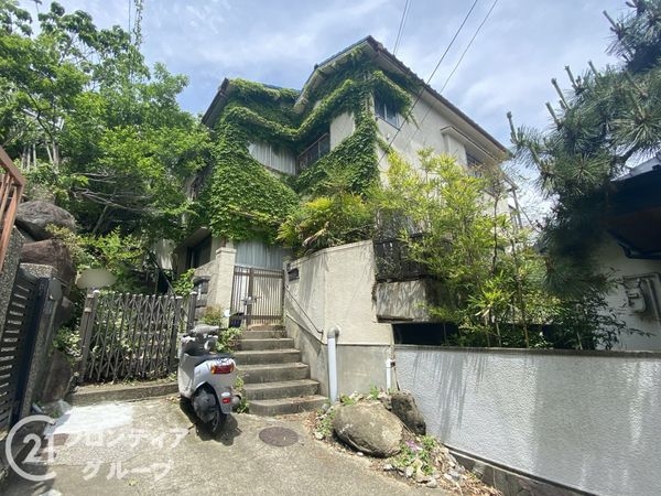 神戸市垂水区塩屋町４丁目の中古一戸建て