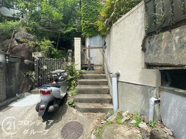 神戸市垂水区塩屋町４丁目の中古一戸建て