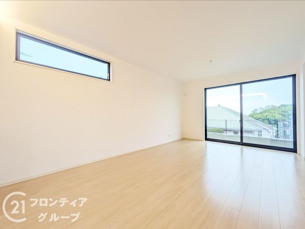 神戸市垂水区高丸５丁目　新築一戸建て　全１区画