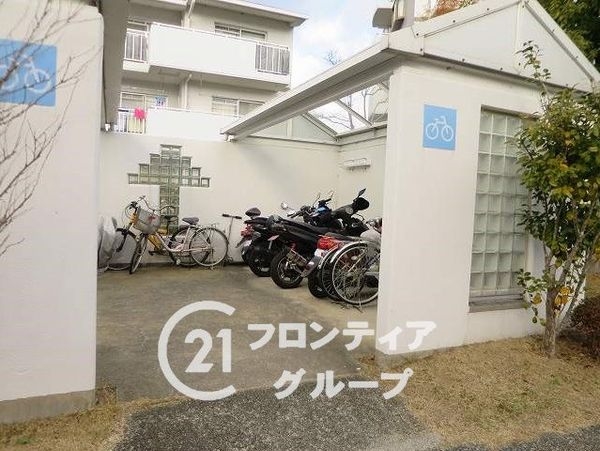 コンフォール学園緑が丘第２　27号棟　中古マンション