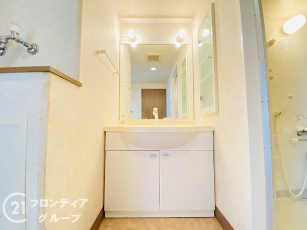 ヴィルドヴァン西神南２番館　中古マンション