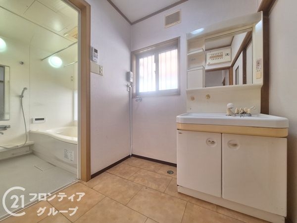 明石市沢野２丁目の中古一戸建て