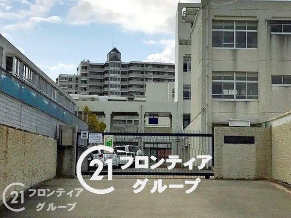 オークスクエア西神中央7番館 中古マンション(神戸市立平野中学校)