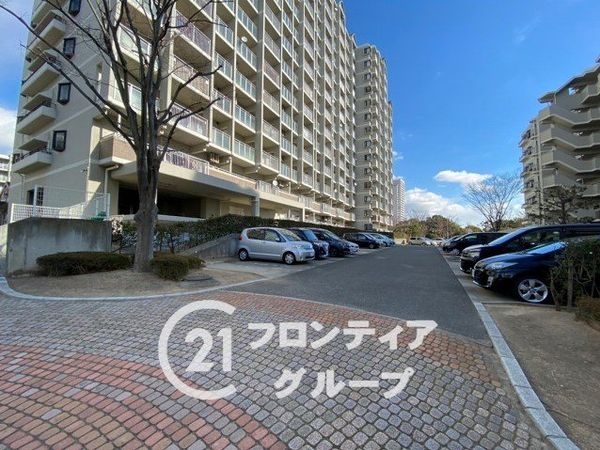 アバンドーネ西神春日台６号棟　中古マンション
