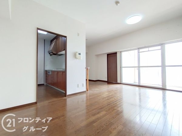 アバンドーネ西神春日台６号棟　中古マンション