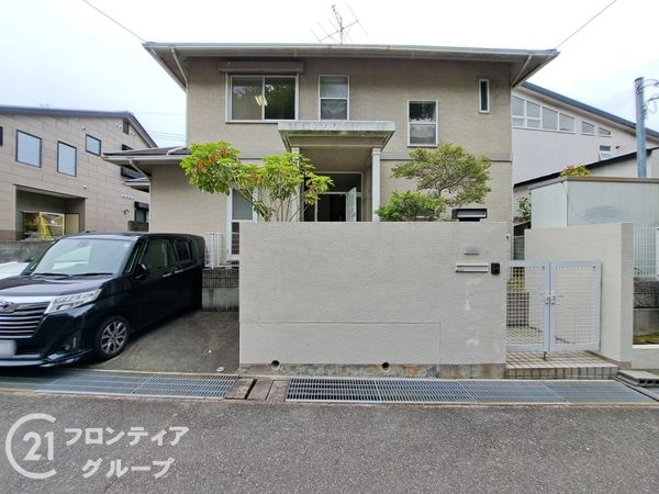 神戸市西区月が丘３丁目　中古一戸建て