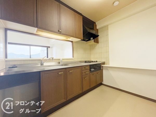 須磨パークヒルズＡ棟　中古マンション