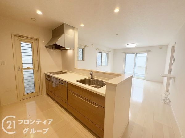 神戸市垂水区東垂水３丁目　中古一戸建て
