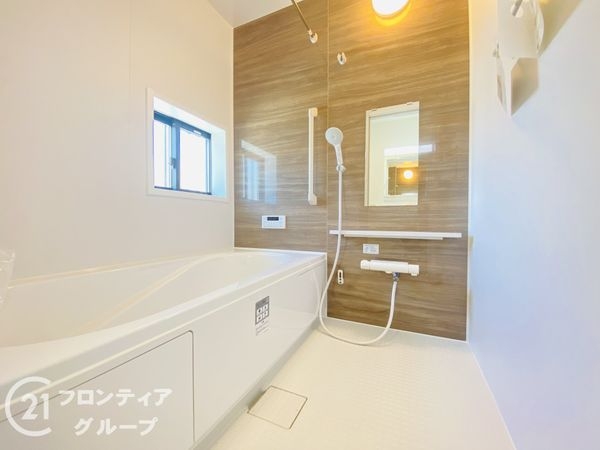 神戸市垂水区桃山台６丁目　新築一戸建て　２号棟