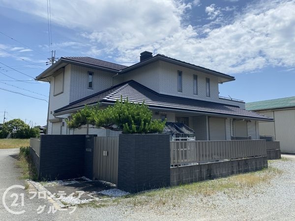 神戸市西区岩岡町野中　中古一戸建て