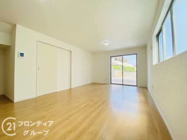 明石市太寺大野町　新築一戸建て　１期　２号棟