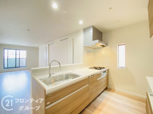神戸市須磨区行幸町１丁目　新築一戸建て