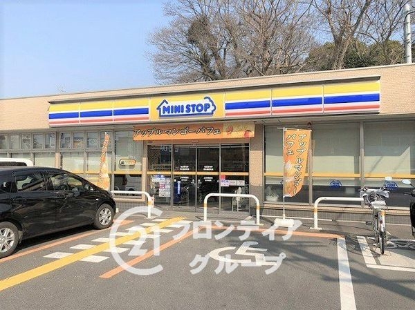 藤和明石公園ハイタウン2号館 中古マンション(ミニストップ明石鷹匠町店)