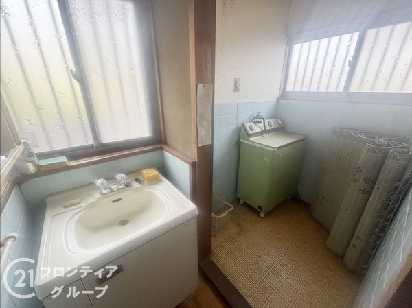 明石市魚住町西岡の中古一戸建て