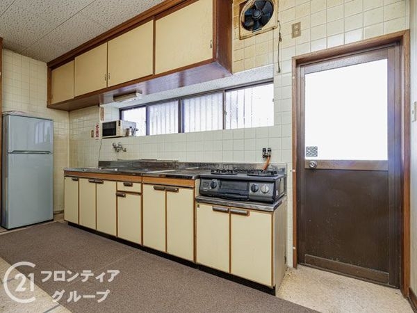 明石市魚住町西岡の中古一戸建て