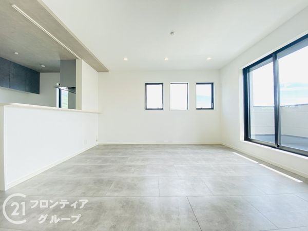 神戸市須磨区多井畑東町　新築一戸建て