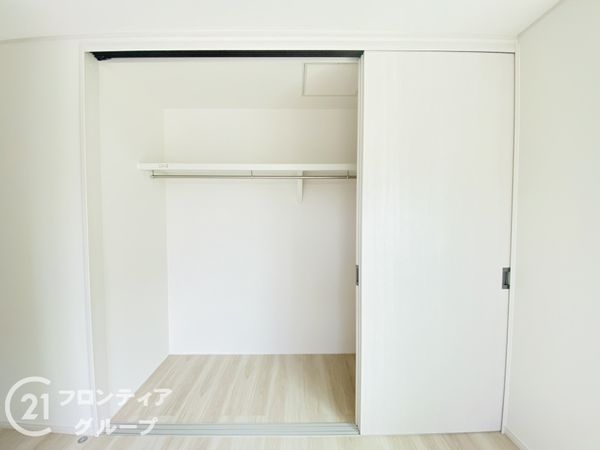 明石市朝霧町3丁目 新築一戸建て(収納)