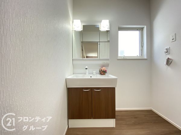 明石市魚住町西岡の中古一戸建て