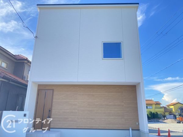 神戸市西区岩岡町野中　新築一戸建て