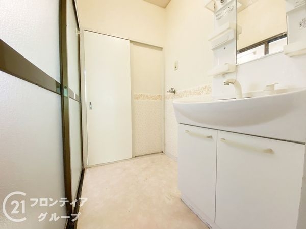 神戸市須磨区東白川台1丁目の中古一戸建て(洗面台・洗面所)