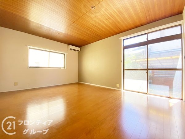 神戸市須磨区東白川台1丁目の中古一戸建て(リビング)