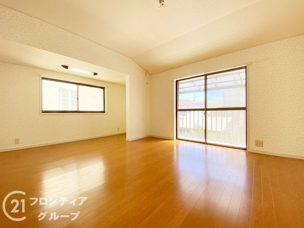 神戸市須磨区東白川台1丁目の中古一戸建て(リビング)